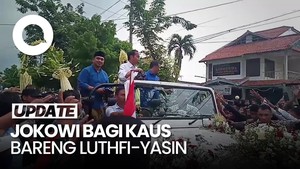 Video: Naik Jip, Jokowi Bareng Luthfi-Yasin Sebar Kaos di Klaten