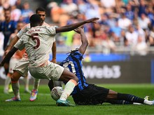 Wasit Dinilai Buat Kesalahan Tak Beri Penalti ke Inter Lawan Roma