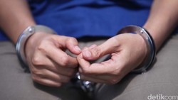 Pria di Pekanbaru Ditangkap usai Jebak Pasangan LGBT-Peras Rp 10 Juta