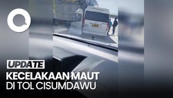 Video: Mobil Travel Tabrak Truk Ekspedisi di Tol Cisumdawu, 3 Orang Tewas
