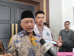 Janji Syaikhu Lanjutkan Program Insentif Guru Ngaji Era Aher di Jabar