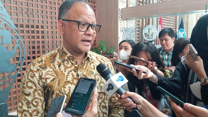 Direktur Jenderal Pendidikan Tinggi Kemdiktisaintek Khairul Munadi