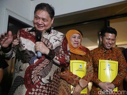 Seloroh Airlangga Niat Usung Khofifah-Emil di Pilkada DKI, Tapi...