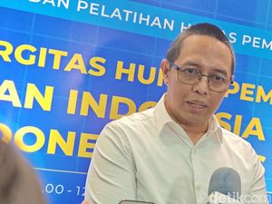 Hasan Nasbi Mundur Usai 8 Bulan Jadi Kepala PCO, Sempat Gaduh Kepala Babi