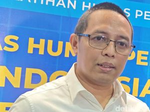 Hasan Nasbi Mundur dari Jabatan Kepala Kantor Komunikasi Presiden Hasan Nasbi Mundur dari Jabatan Kepala Kantor Komunikasi Presiden