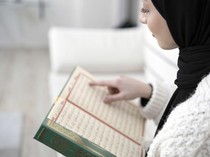 Qalqalah Artinya Bacaan yang Memantulkan Huruf Tertentu, Seperti Apa?