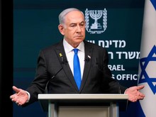 Netanyahu Bilang Israel Pernah Cegat Pesawat Iran Coba Selamatkan Assad