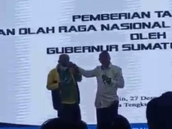 Pelatih PON Emosi Cuma Tak Tepuk Tangan Malah Dijewer Gubsu Edy