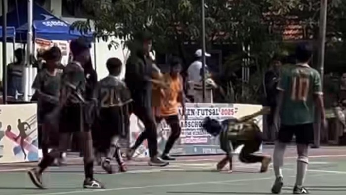 Pelatih Futsal Banting Siswa MI Bersama 6 Orang Saksi Diperiksa Polisi